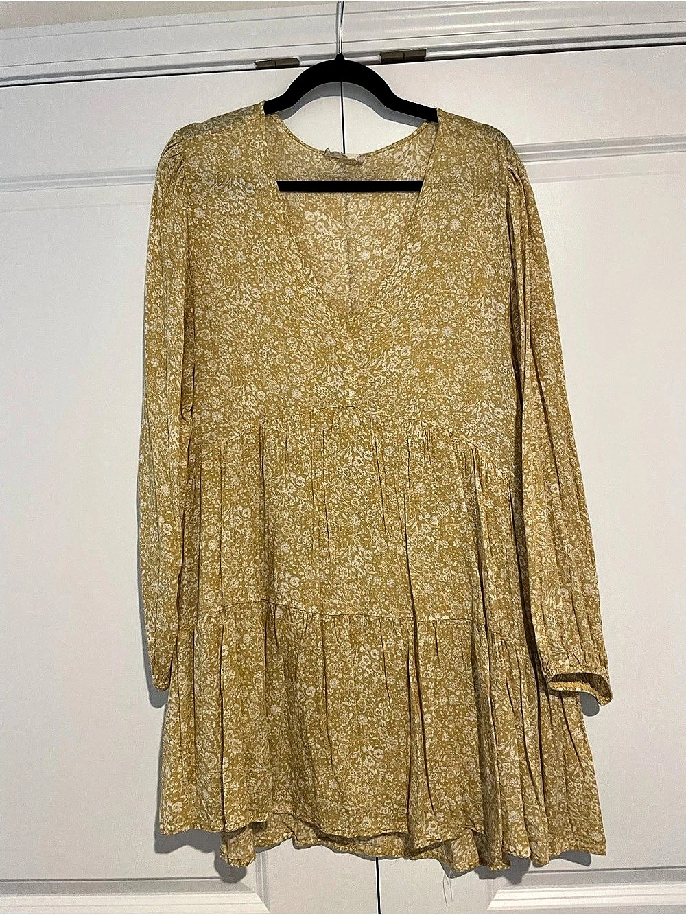 Altar’d State Floral Dress in Yellow & White